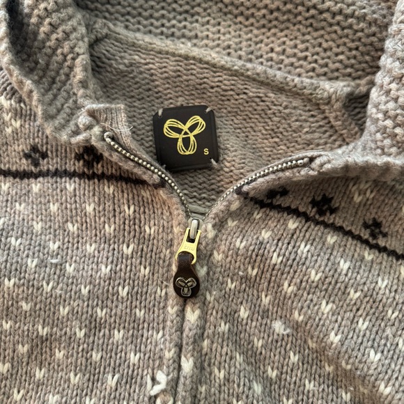 Aritzia Taupe and Black Patterned Reindeer Cardigan - Picture 5 of 8